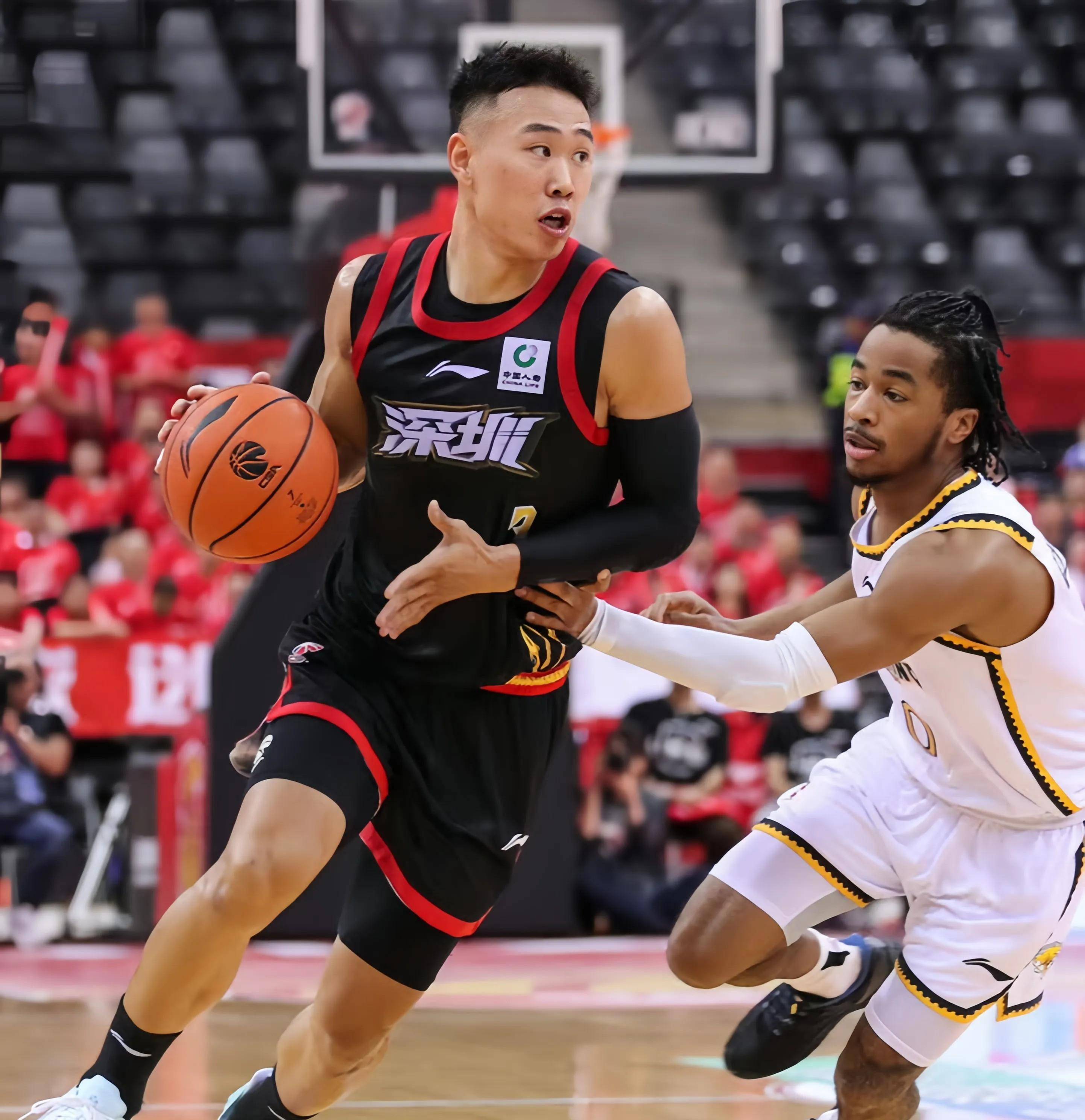 张三复出，球队实力增强备战新赛季CBA的简单介绍