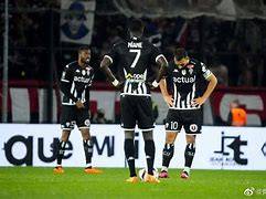 亚眠客场逼平斯特拉斯堡，积分榜上升的简单介绍