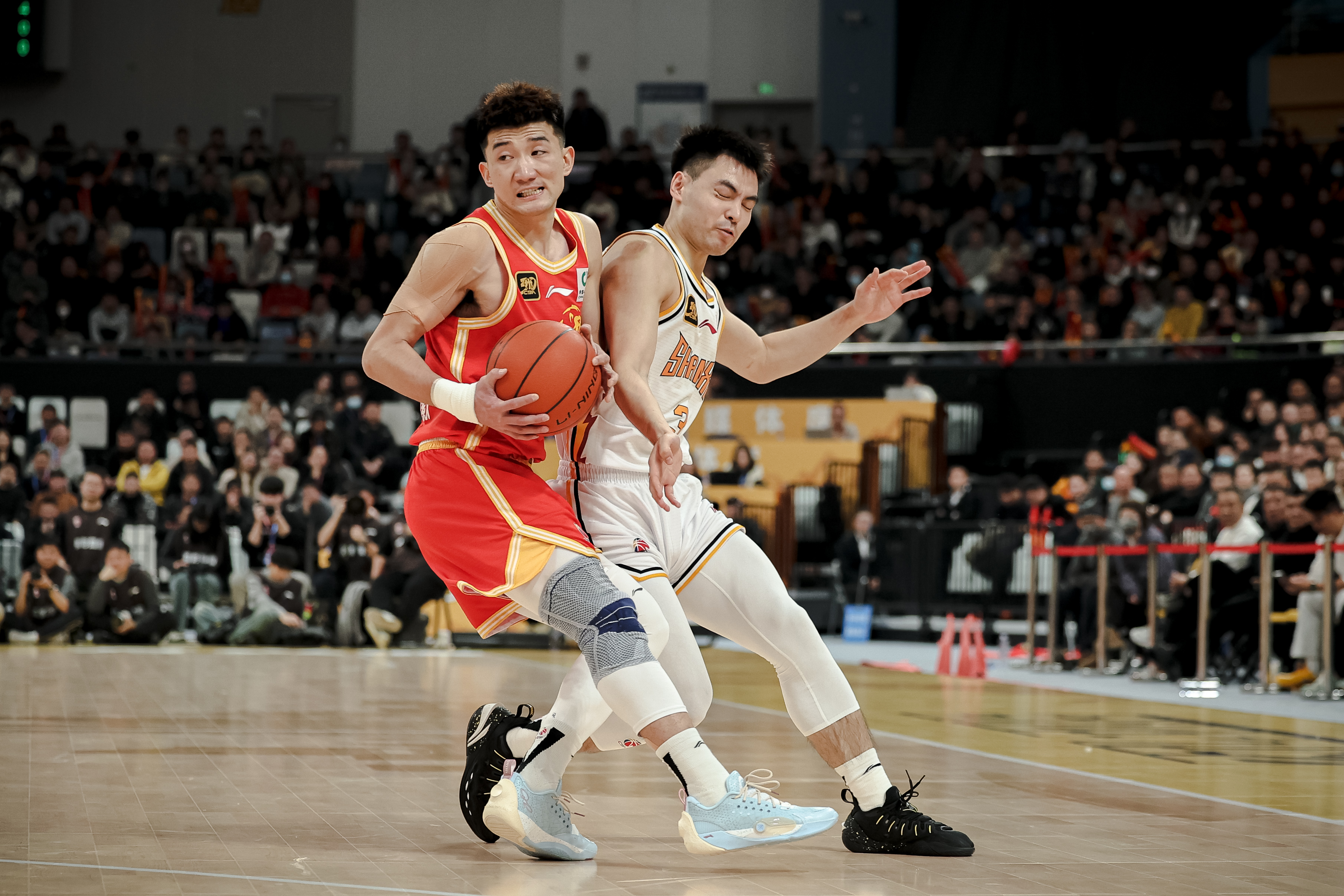 包含篮球联赛球员心态调整良好，全力备战下一场的词条