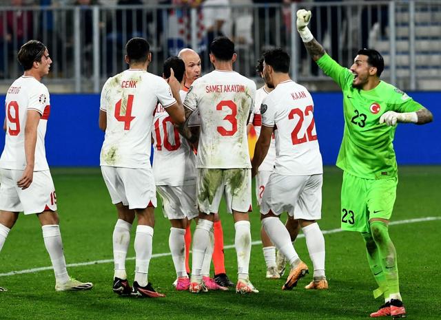 瑞士绝杀土耳其，携手晋级欧锦赛强