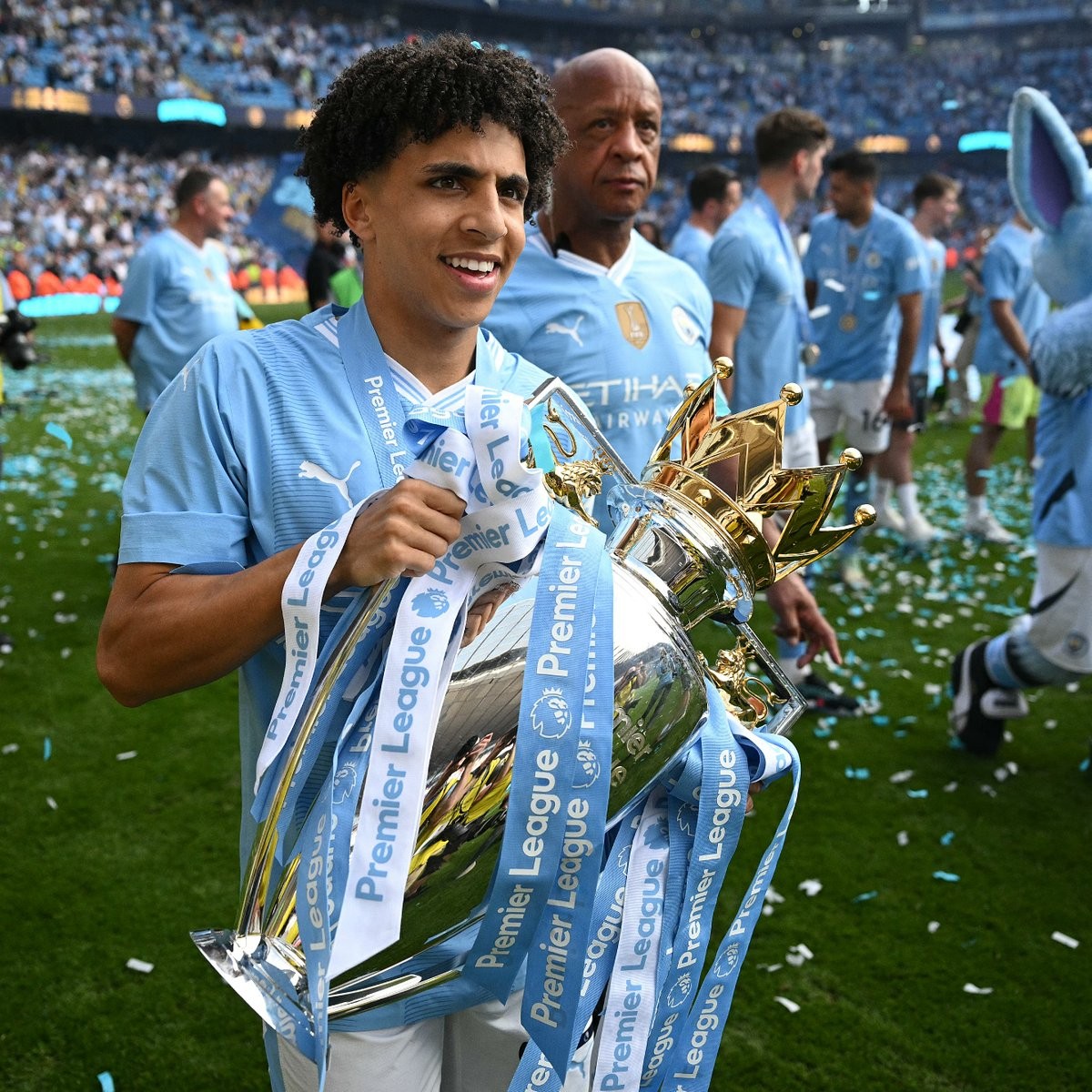 开云体育app-曼城再获四连胜，继续领跑榜首的简单介绍