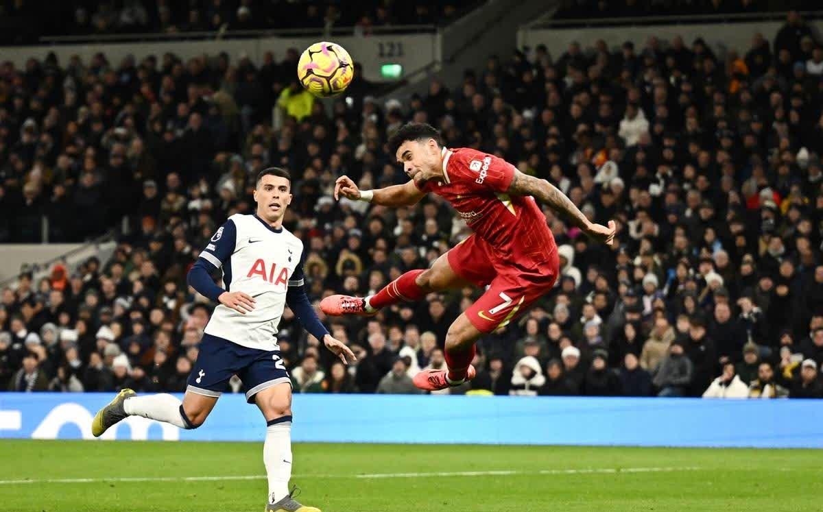 开云APP-包含热刺在客场不敌对手，遭遇惨败的词条