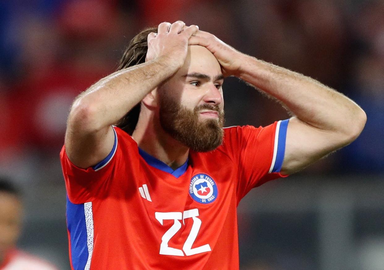 开云体育官网-关于谢菲联后卫受伤，球队战力下降的信息