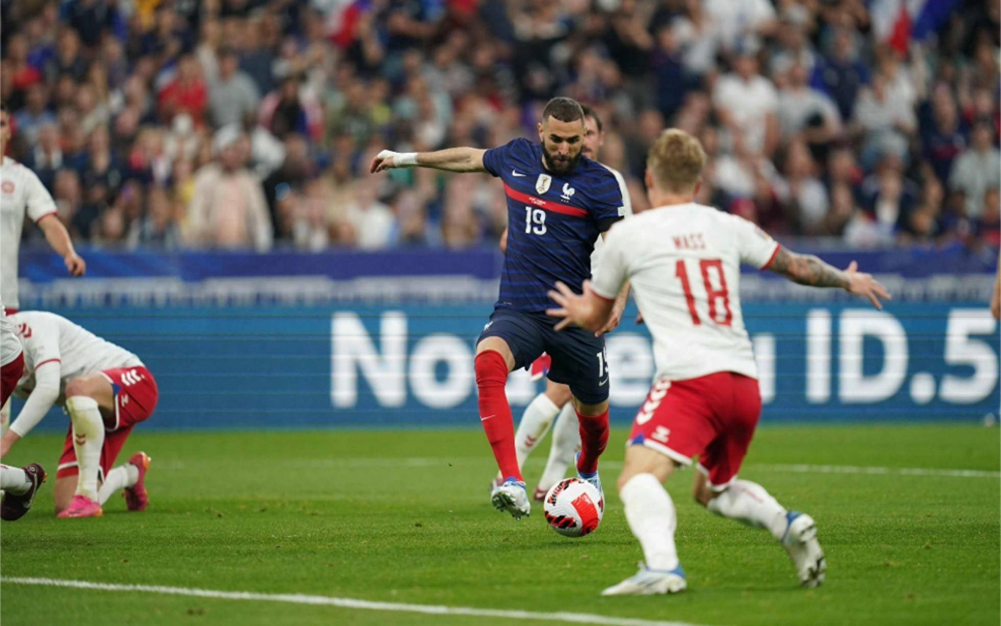 开云官网-瑞士队在苏黎世与丹麦队进行友谊赛