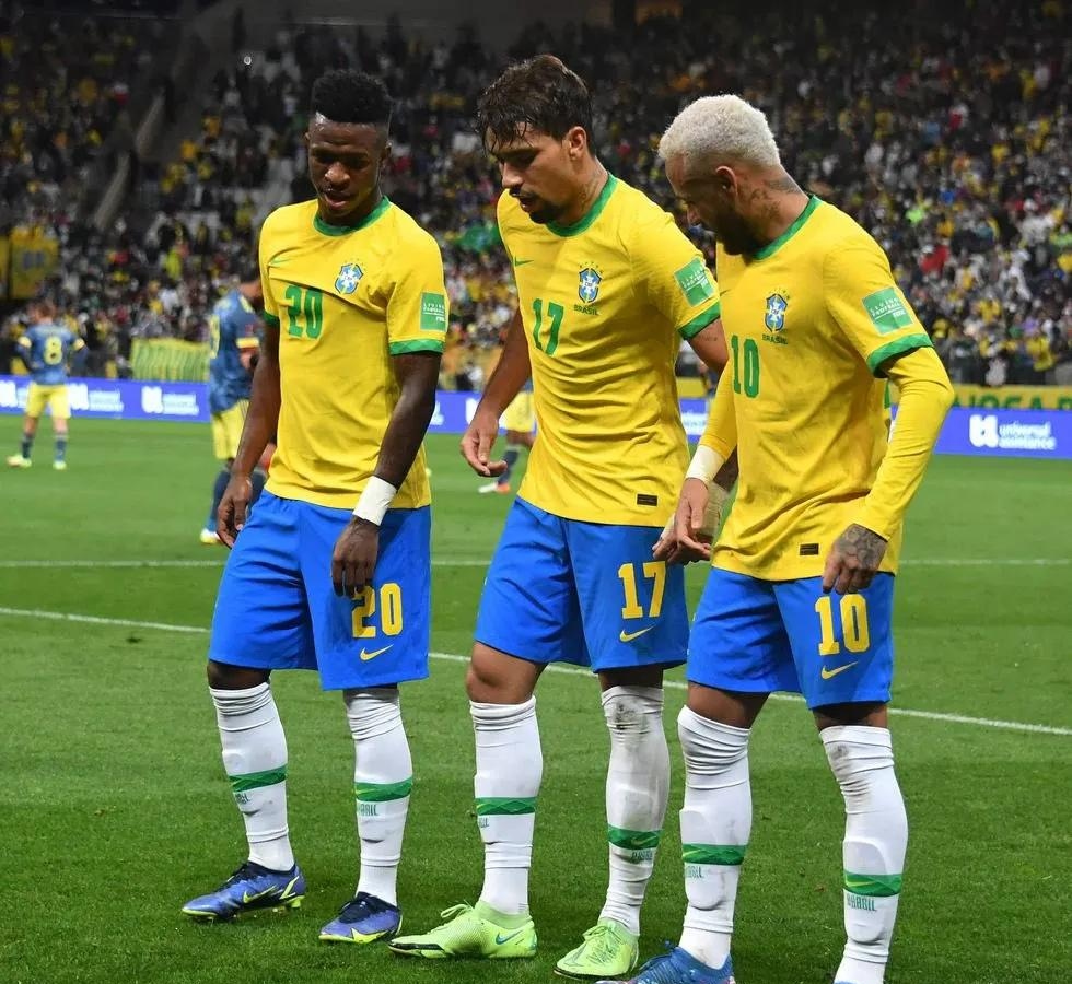 开云体育在线-巴西国脚创造神奇进球，帮助球队晋级