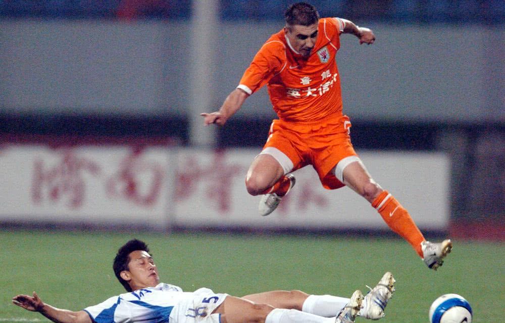 助攻王再立功传球如风带队飞奔