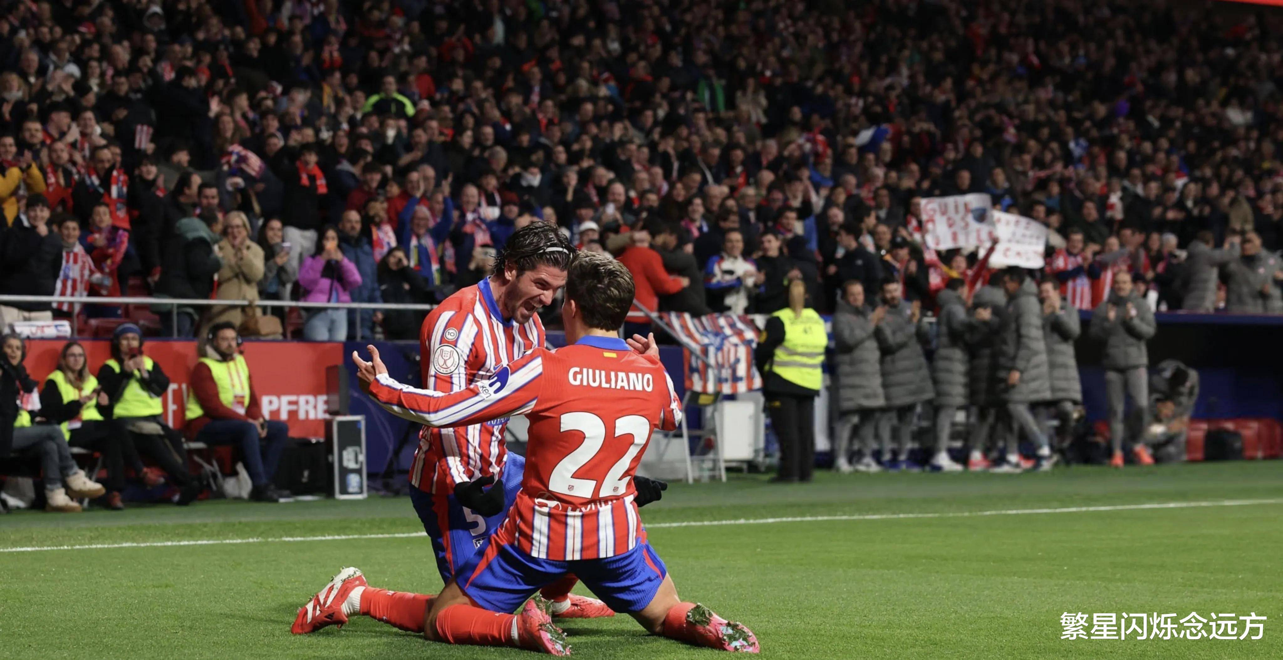 包含赫塔菲展示坚实防守，力保不败战绩的词条