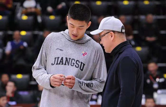 伯明翰城中场伤愈重返赛场，贡献惊人助攻的简单介绍