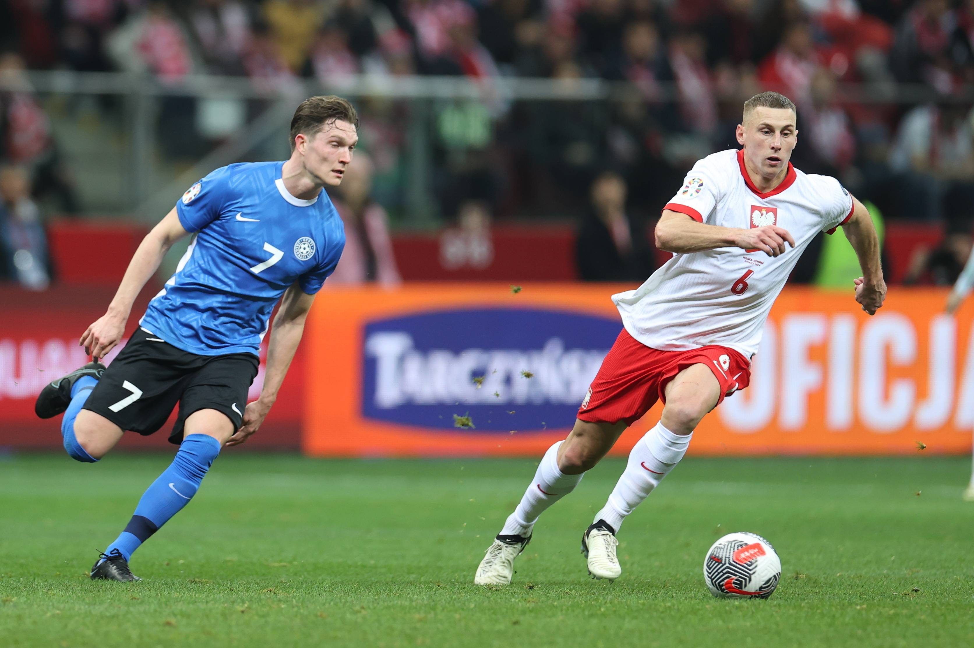 俄罗斯队在欧预赛中表现出色，获得重要胜利！