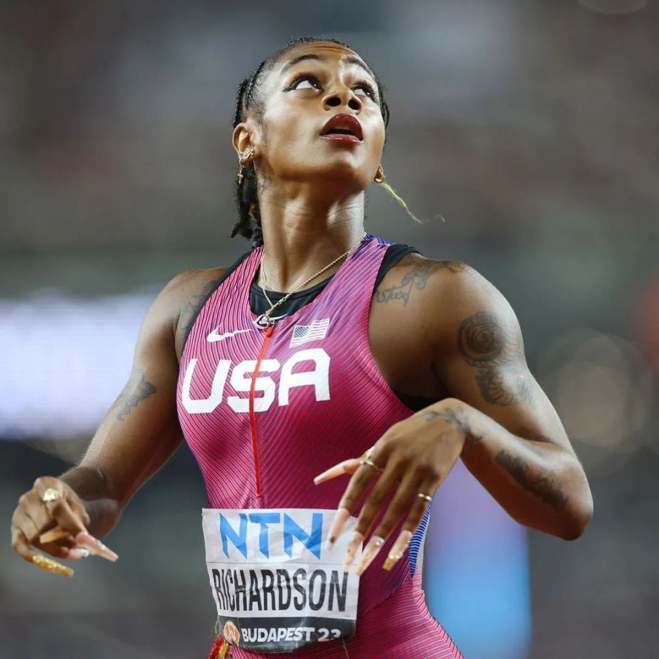 牙买加选手在田径比赛中创造奇迹