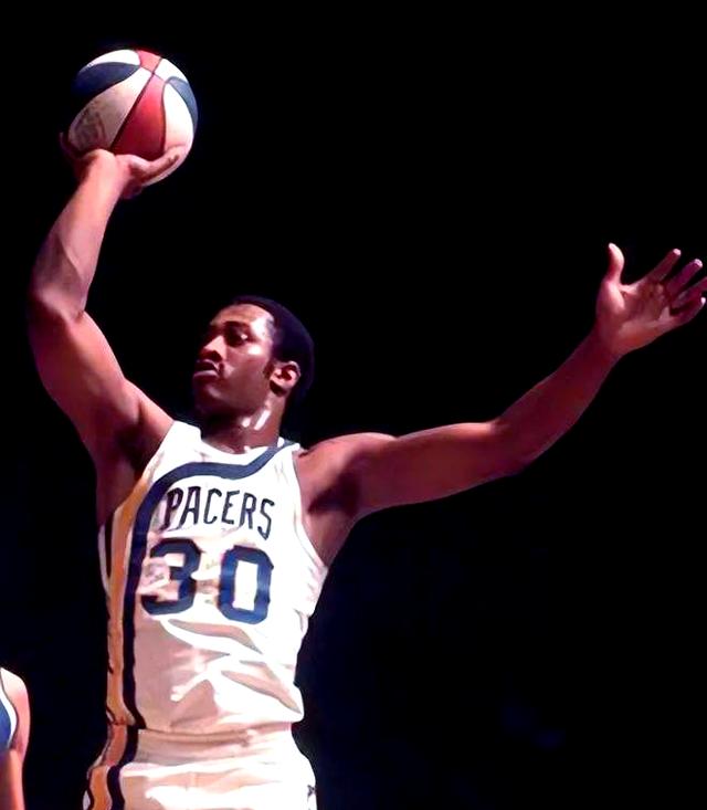 开云体育官网-篮球名人堂：这位球星如何成为传奇？