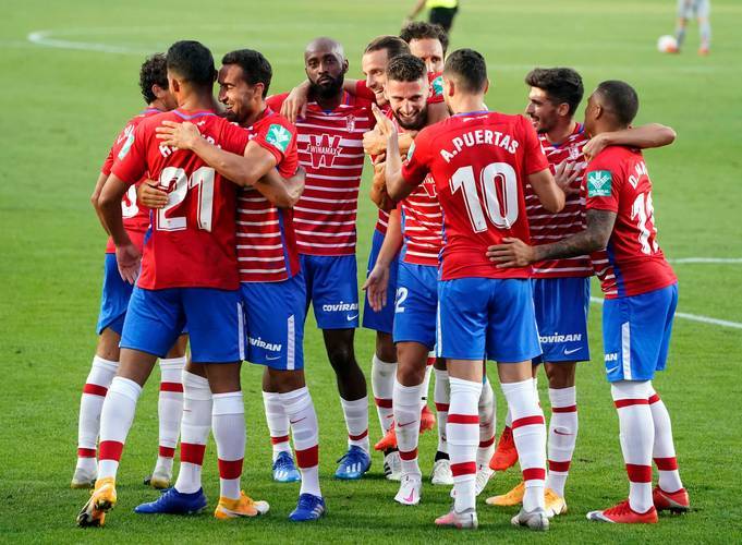 开云体育APP下载-关于皇马主场-完胜巴伦西亚，赢得联赛胜利的信息