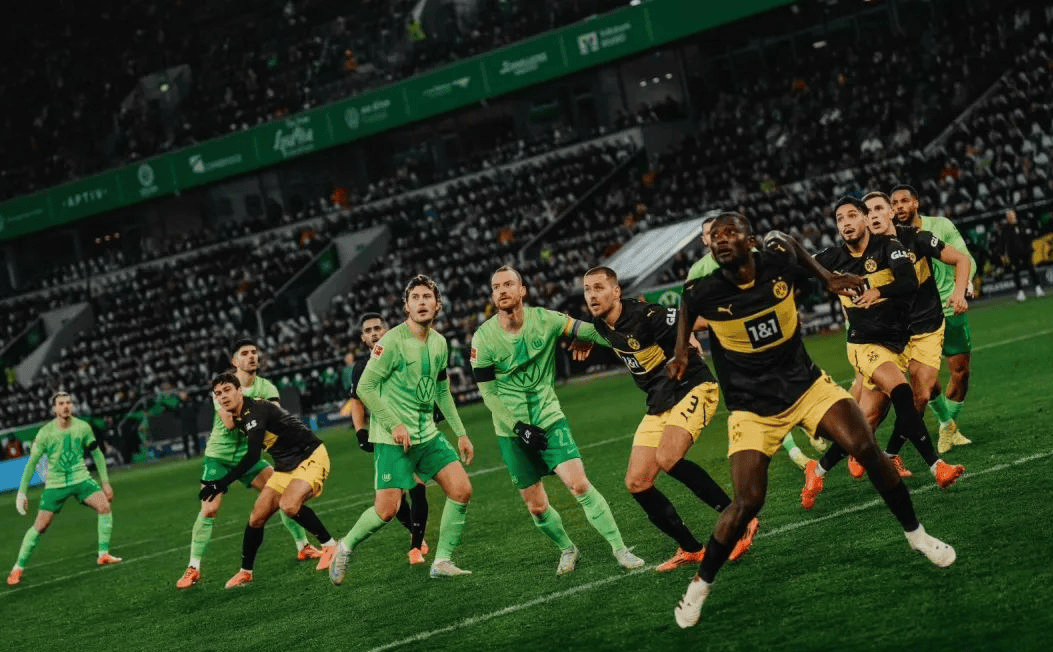 开云体育登录-霍芬海姆球队备战多特蒙德，展现决心