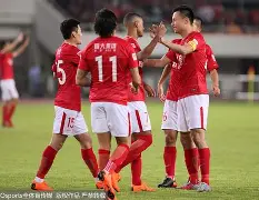 开云体育入口-美斯特伴特豪丝主场大胜，保级形势向好方向发展