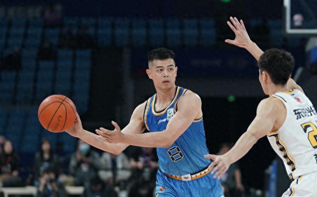 开云体育-格拉莱斯主场告捷，开启连胜模式