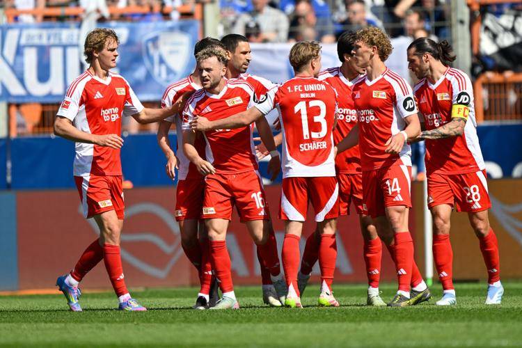 华连斯客场逼平，稳固保级位置