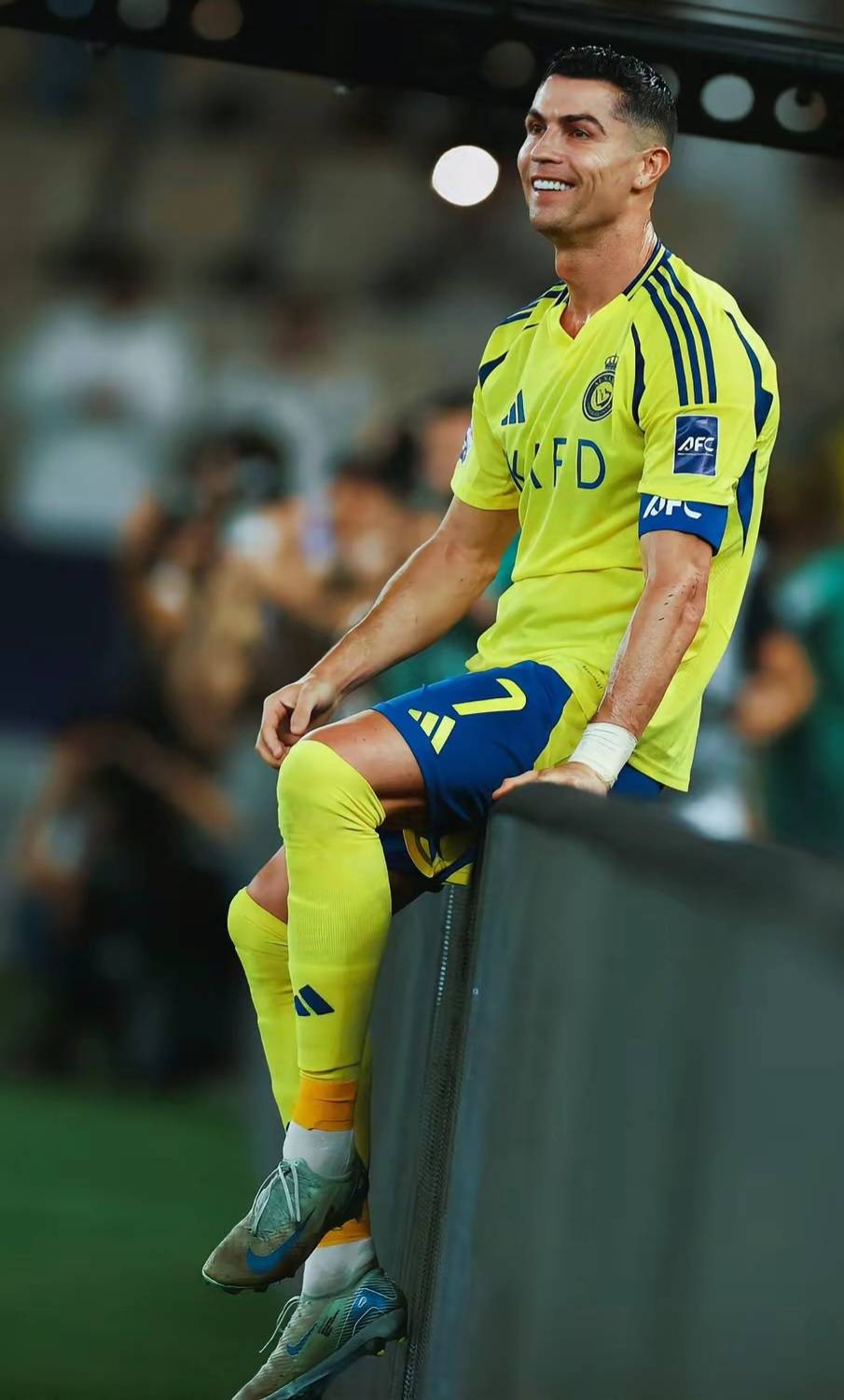 开云体育官网-皇马凭借C罗进球晋级，亚冠冠军重回视野