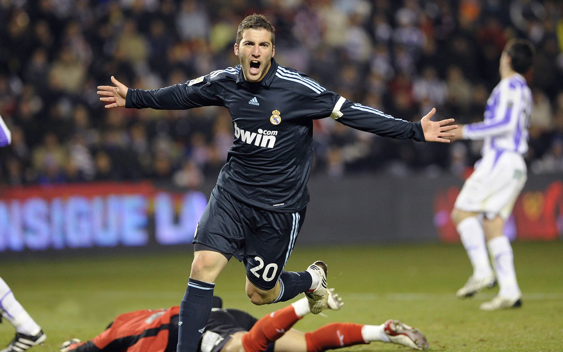 开云官网-读秒倒计时，他逆天改命，马克西以一己之力改写英超争冠版图