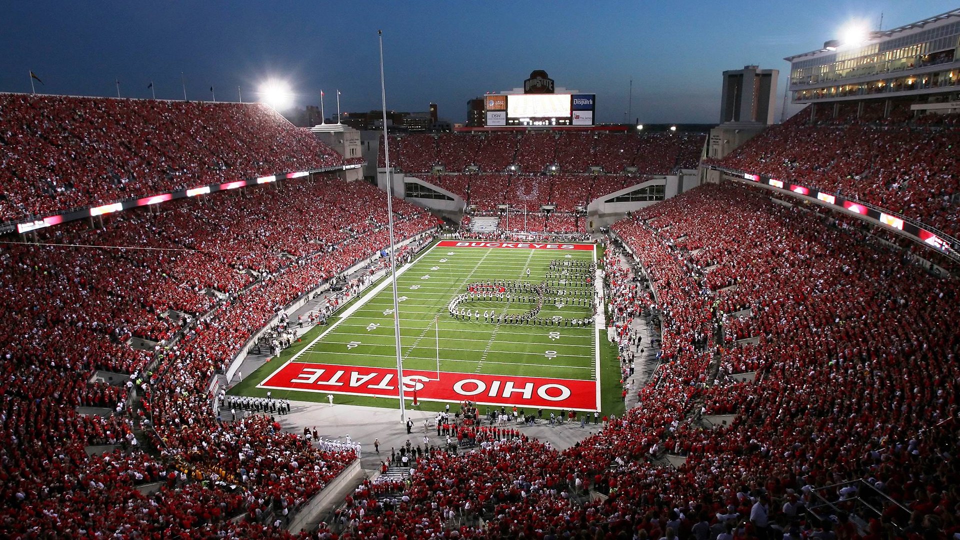 当卢卡库启动季后赛模式，绿茵场上的篮球法则